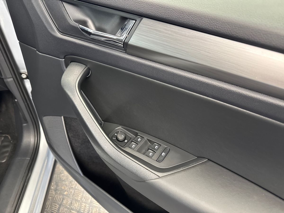 2020 Skoda Kodiaq - image 11