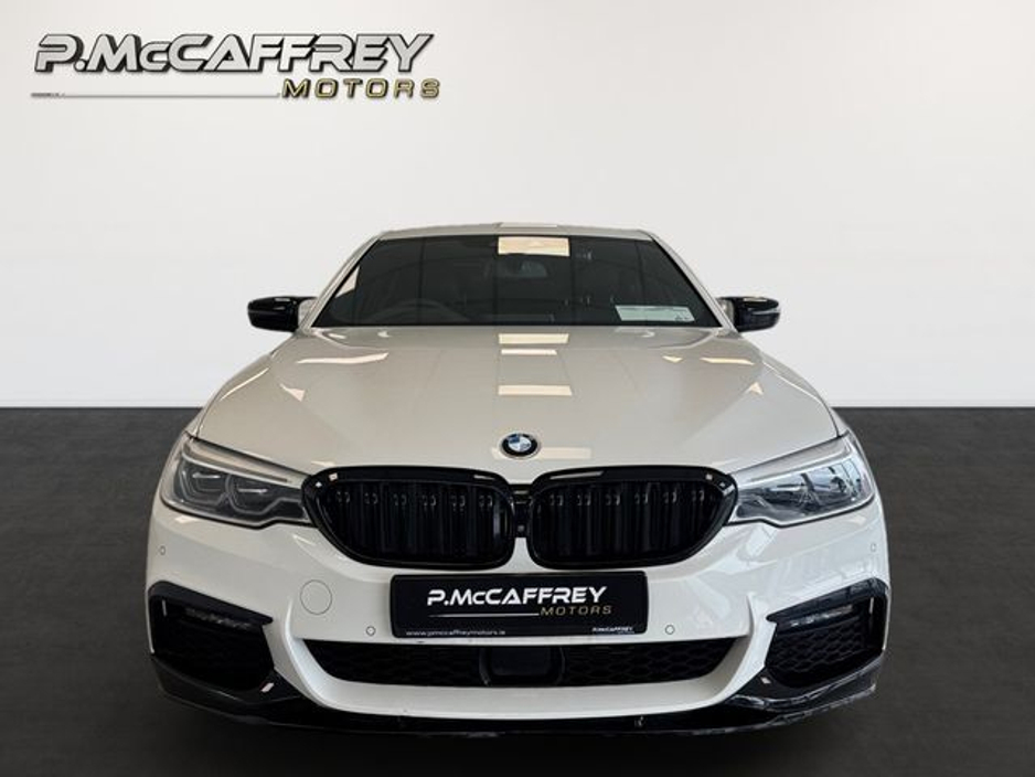 2020 BMW 5 Series - image 2