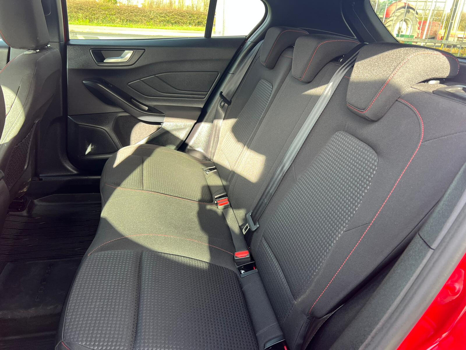 2025 Ford Focus - image 7