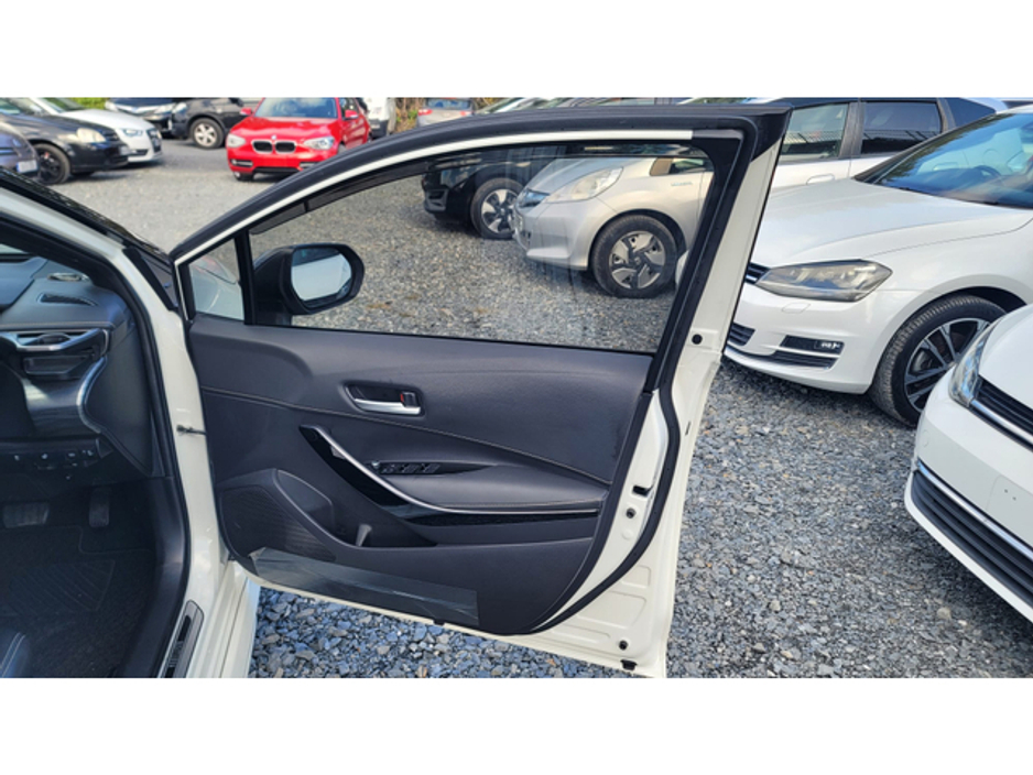 2021 Toyota Corolla - image 7