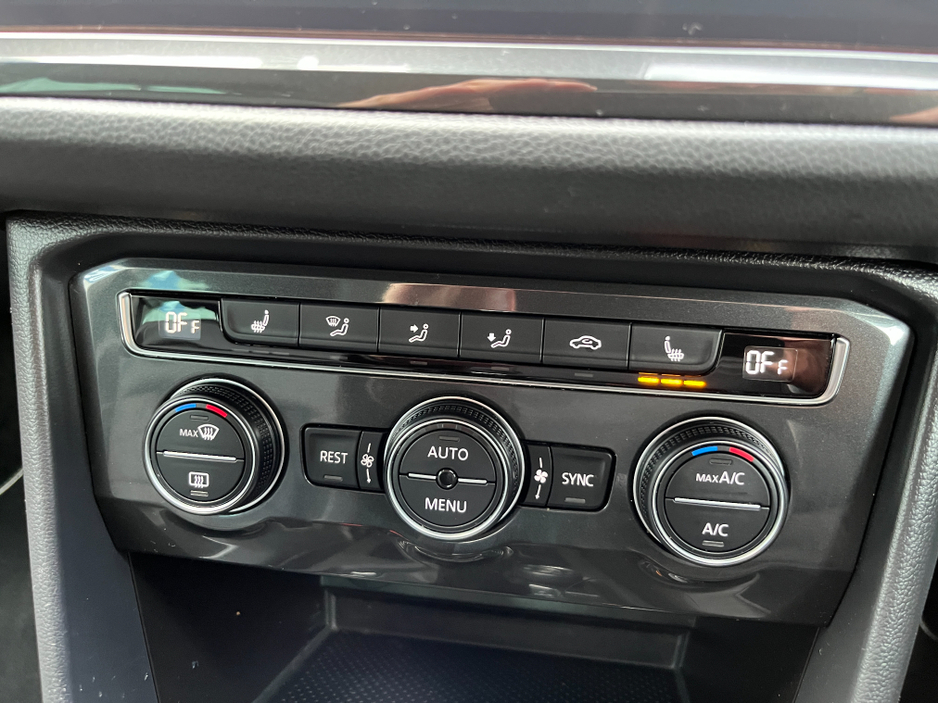 2019 Volkswagen Tiguan - image 22