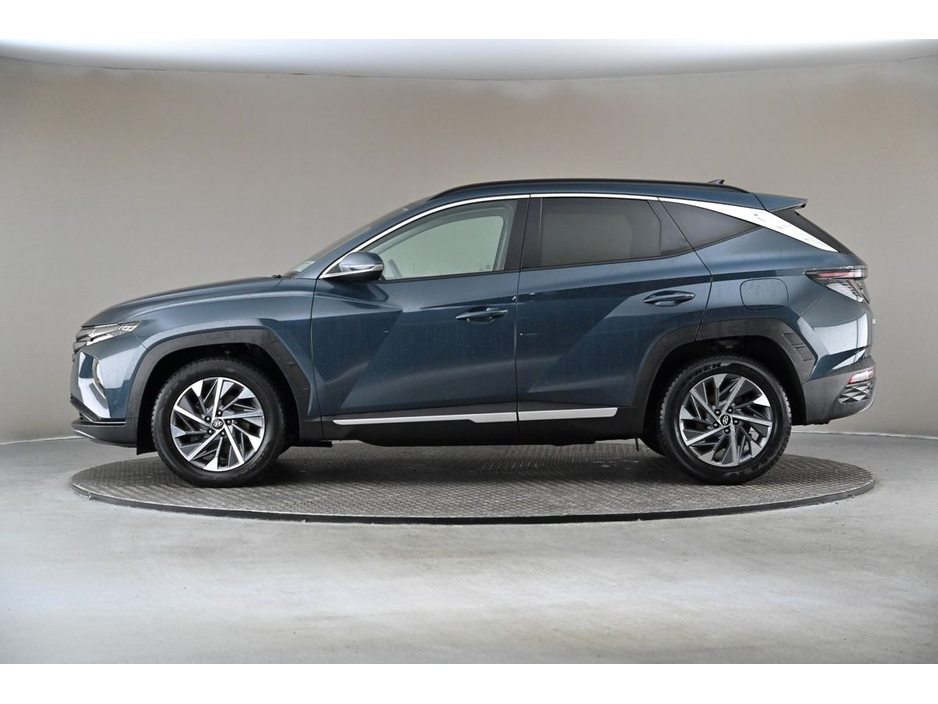 2022 Hyundai Tucson - image 5