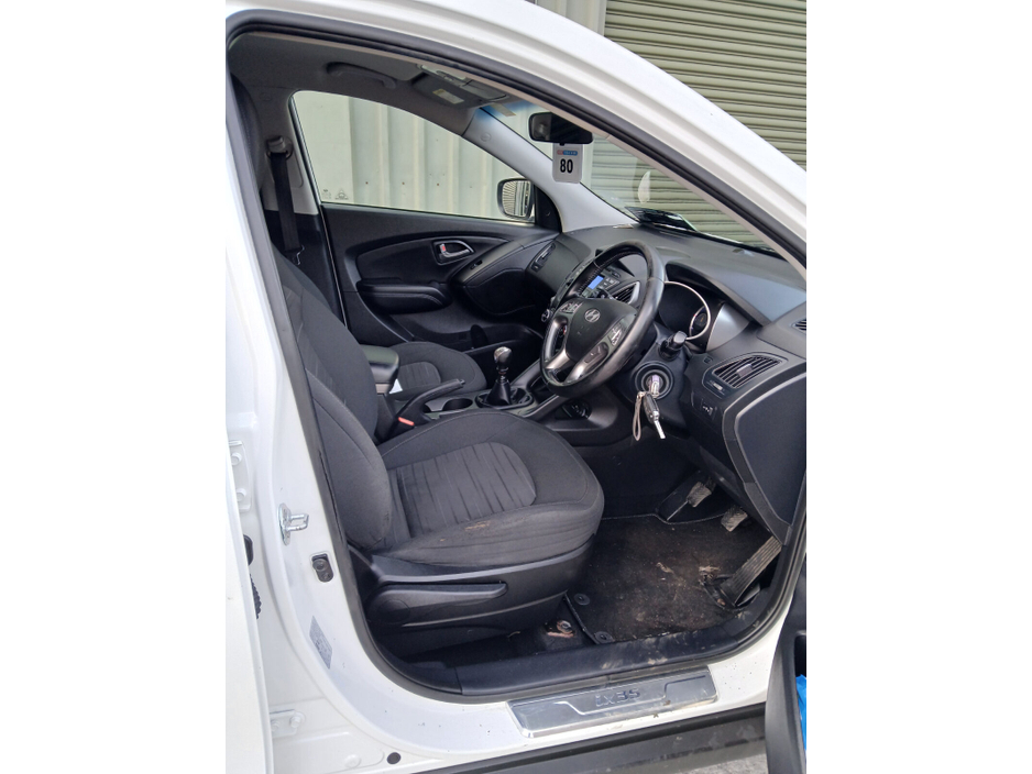 2015 Hyundai ix35 - image 12