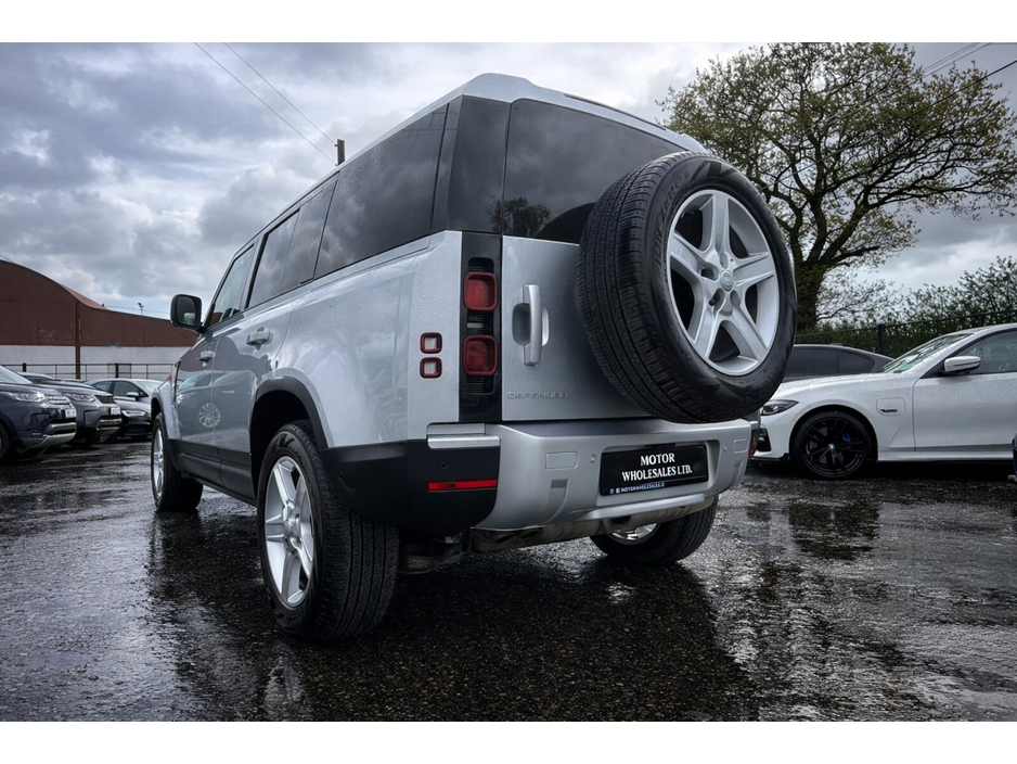 2023 Land Rover Defender - image 11