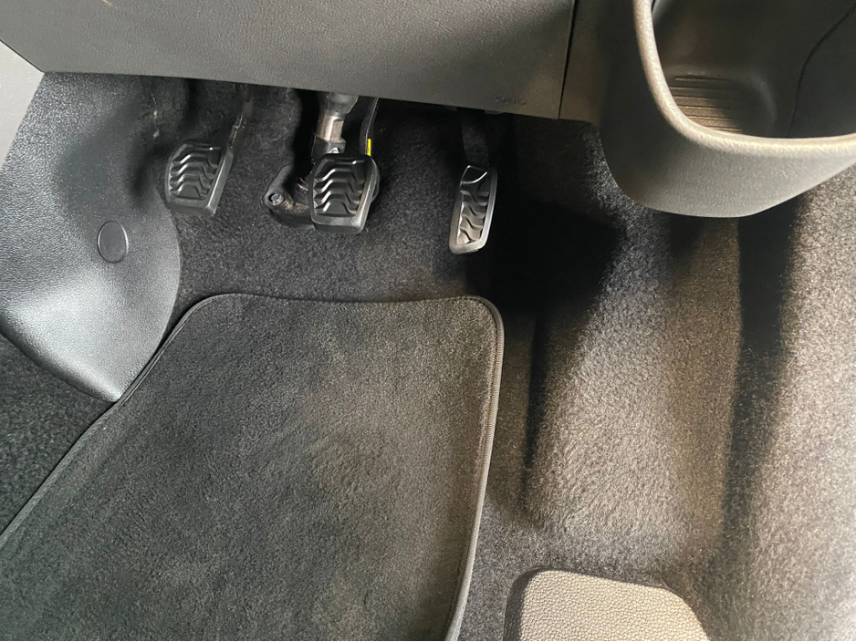 2022 Ford Tourneo Custom 125 T35 0 BUS M1 320L LIMITED EDITION 2.0 TD 130BHP 4 €49,950