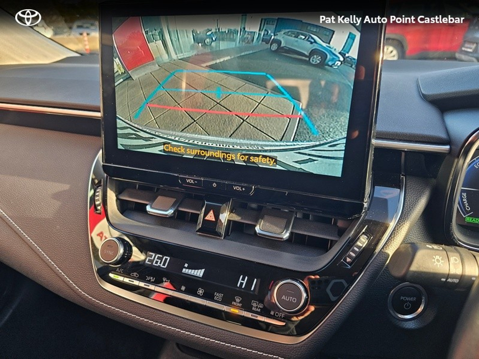 2024 Toyota Corolla COROLLA LUNA SALOON €30,900