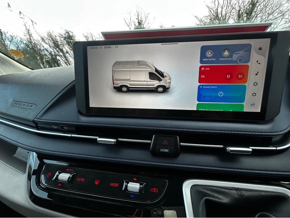 2026 Maxus Deliver 9 FWD LUX MODEL