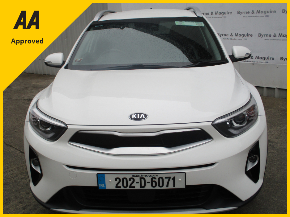 2020 Kia Stonic K3 1.0 PETROL WITH LOW KMS LONG NCT TESTED FULLY SERVICED WITH 6 MONTHS   WARRANTY AND 12 MONTHS AA COVER. €17,500
