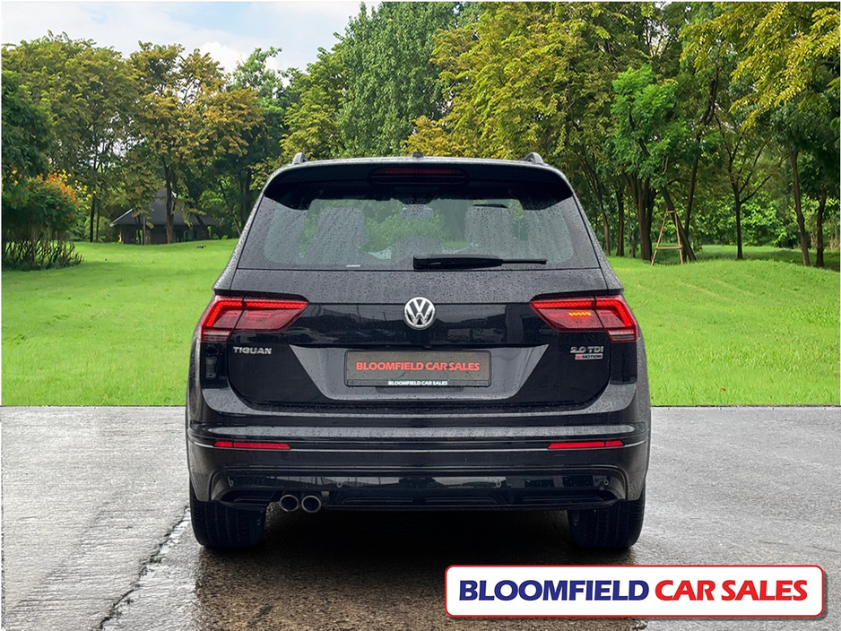 2018 Volkswagen Tiguan 4 MOTION R-LINE , DSG // PRISTINE €29,950