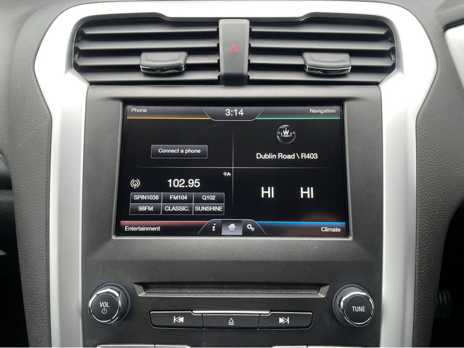 2016 Ford Mondeo - image 15