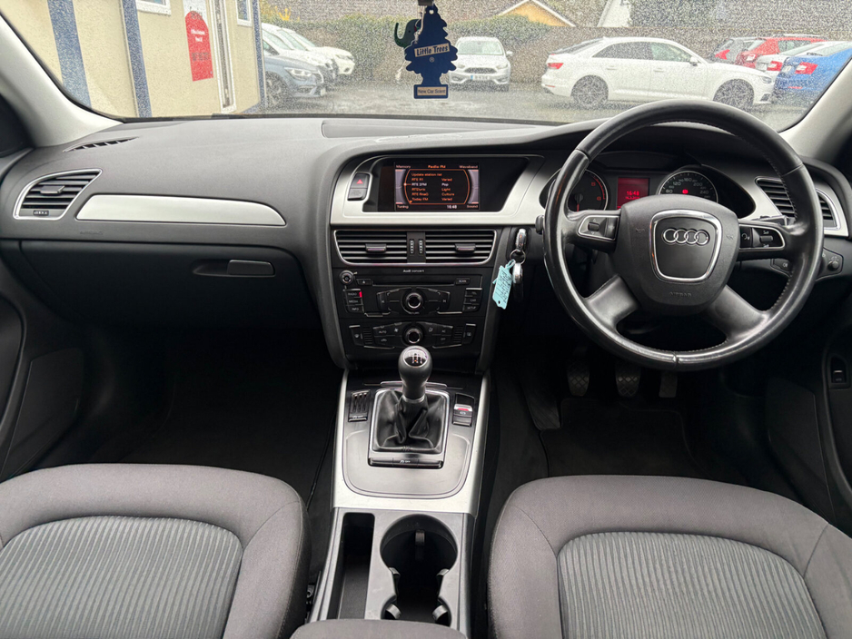 2012 Audi A4 - image 11