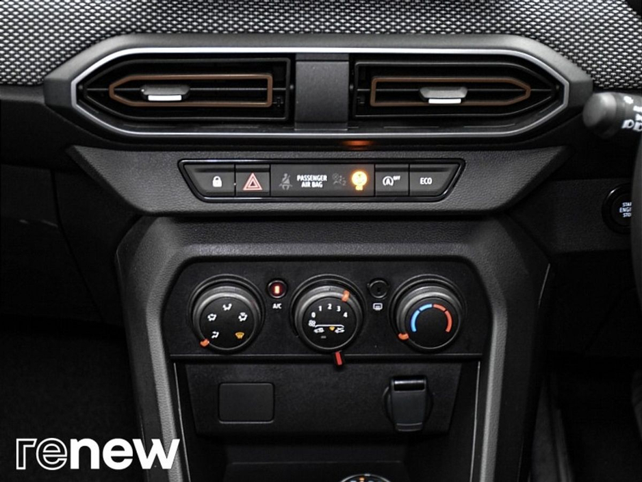 2026 Dacia Sandero Stepway Expression TCe 110 E06X