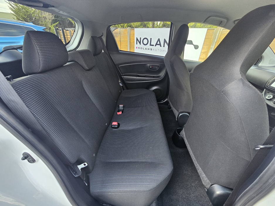 2018 Toyota Vitz - image 19