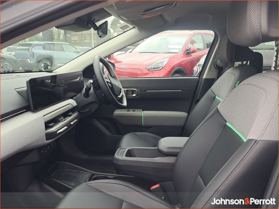 2025 Kia EV4 EV4 5 HB EARTH K3 LR 5DR AUTO