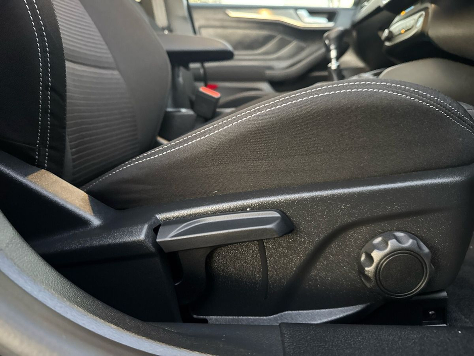 2025 Ford Focus Titanium 1.0L EcoBoost 125PS mHEV €28,975