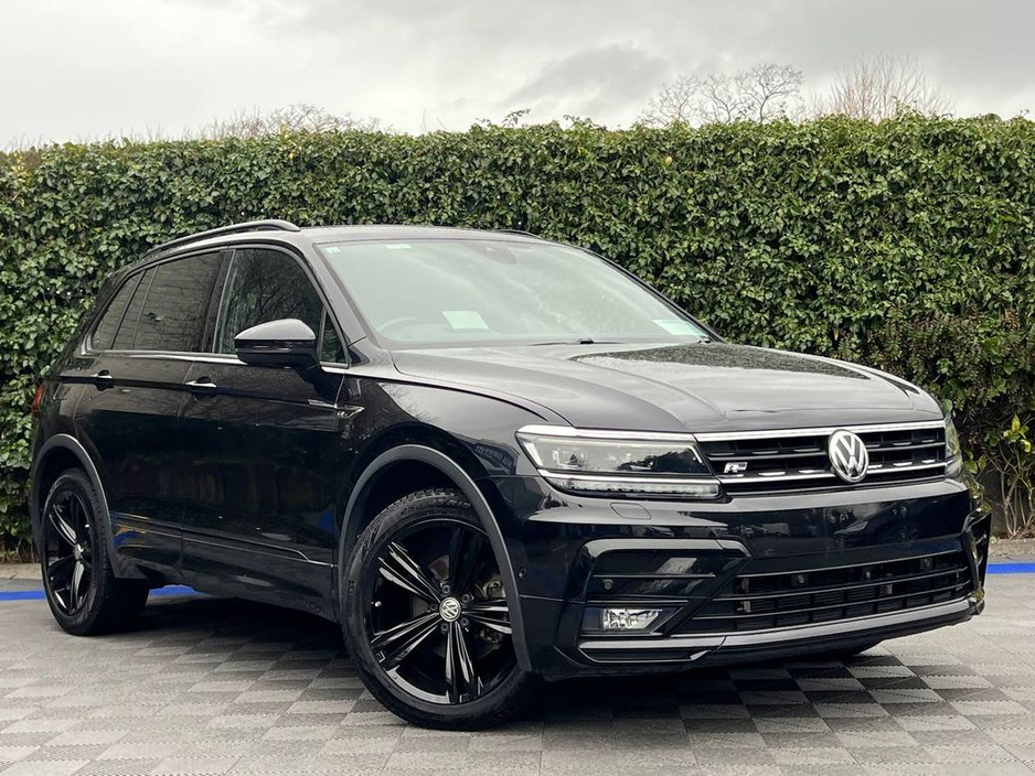 2018 Volkswagen Tiguan R-LINE 4MOTION BLACK EDITION 2.0 TDI // FULL SERVICE HISTORY // LEATHER HEATED SEATS // 360 PARKING CAMERAS €29,900