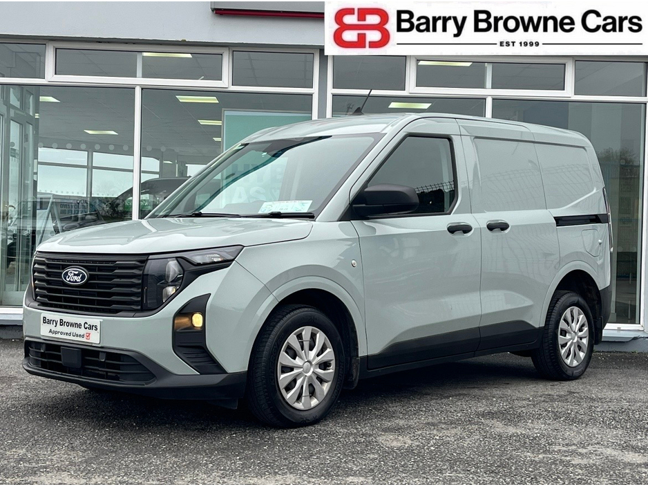 2024 Ford Transit Courier - image 2