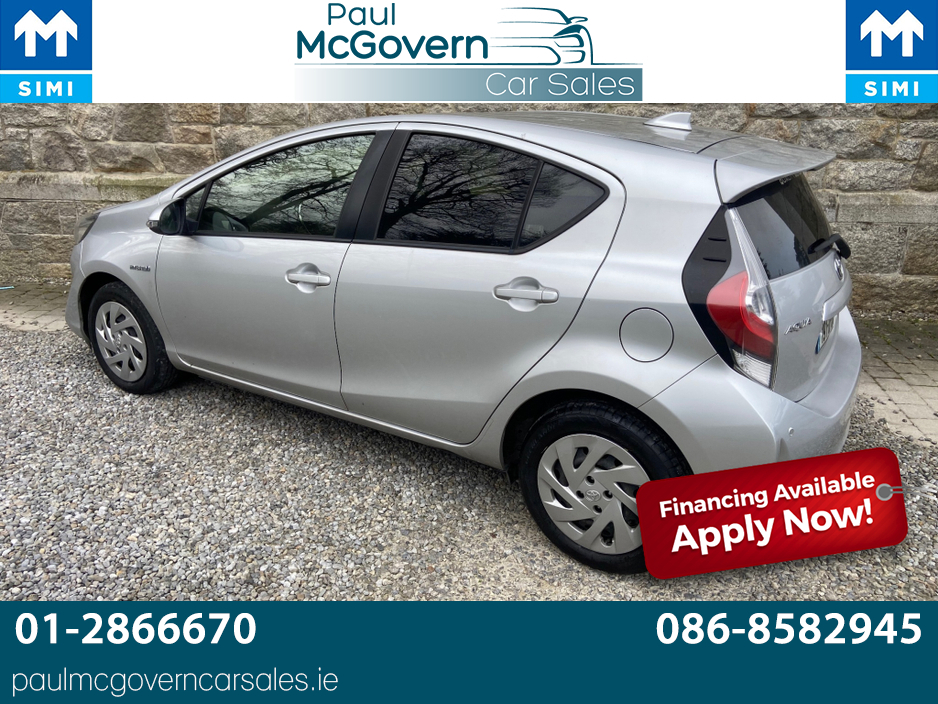 2019 Toyota Aqua - image 6