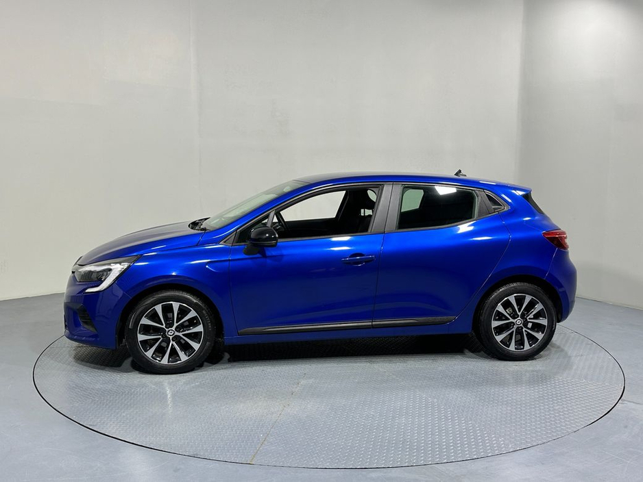 2023 Renault Clio Equilibre 1.0 Petrol 231 €16,250