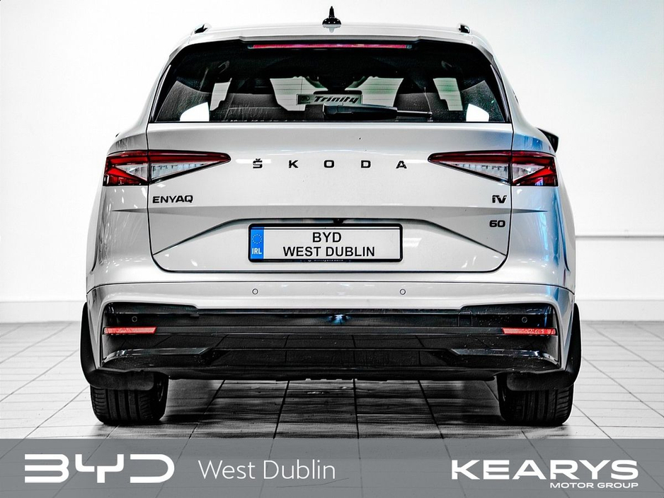 2022 Skoda Enyaq - image 6