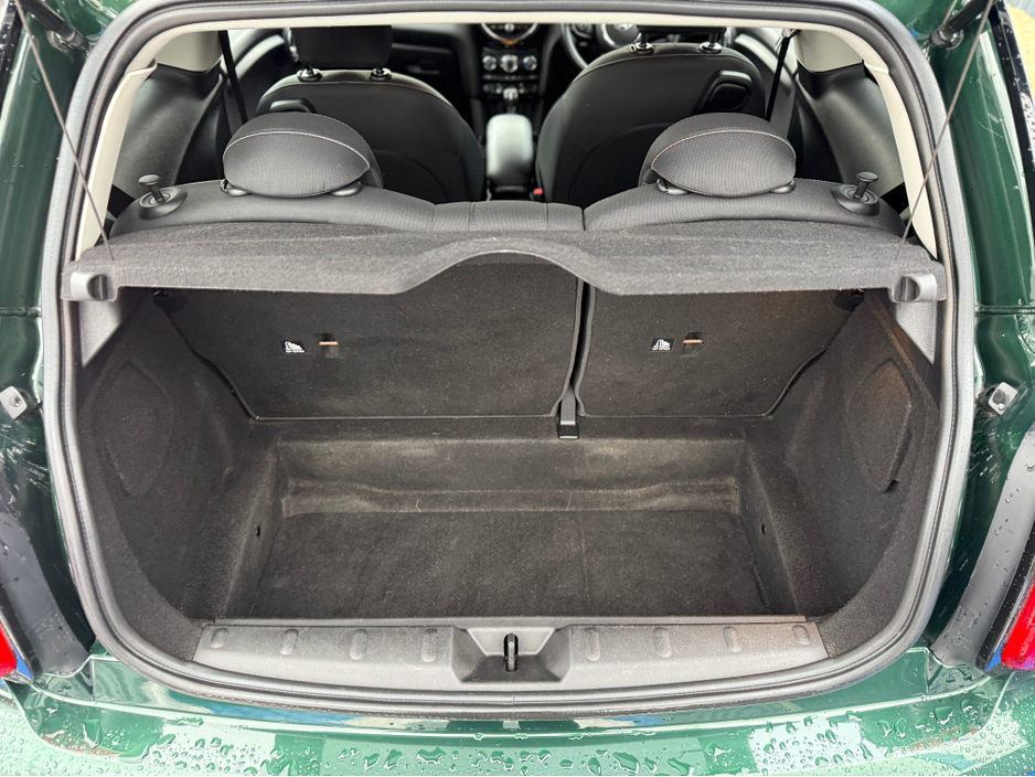 2018 MINI Cooper 1.5 PETROL - MANUAL - 12M WARRANTY - CAR:  1668 €12,950