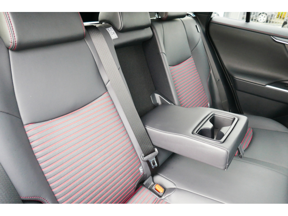 2023 Toyota Rav4 ACROSS 2.5 E FOUR 302PS PHEV €38,000