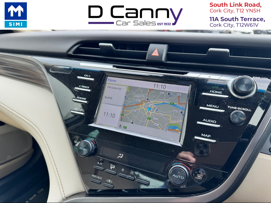 2019 Toyota Camry - image 12