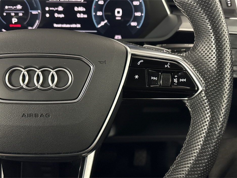 2023 Audi e-tron - image 40