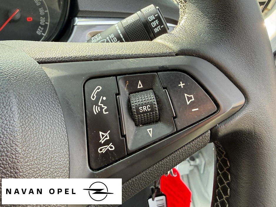 2017 Opel Corsa - image 16