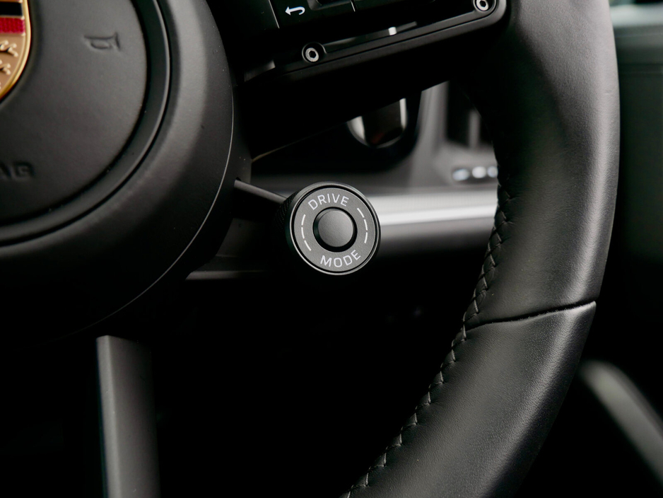 2025 Porsche Cayenne 3.0 E-Hybrid PHEV Auto €118,950