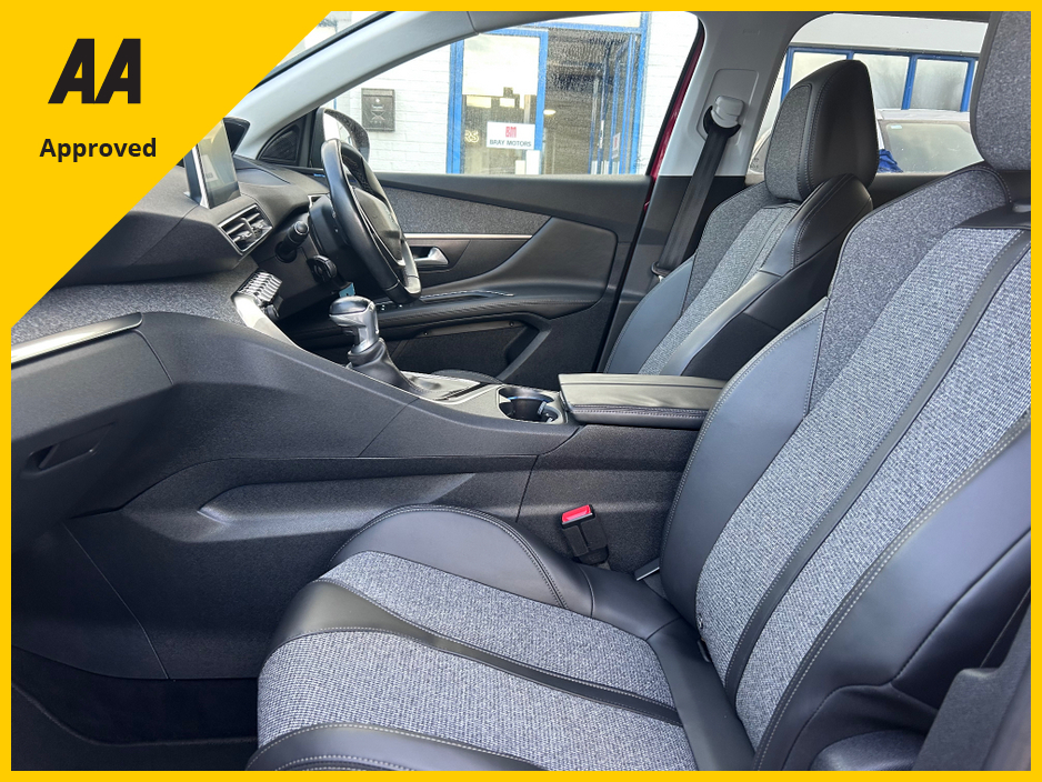 2019 Peugeot 3008 2019 PEUGEOT 3008 1.2 PETROL LOW KMS €16,950