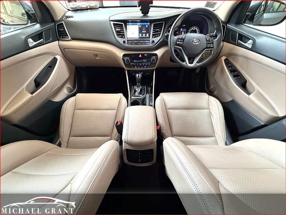 2018 Hyundai Tucson - image 11