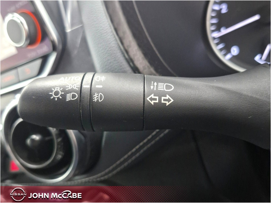 2022 Nissan Juke - image 24