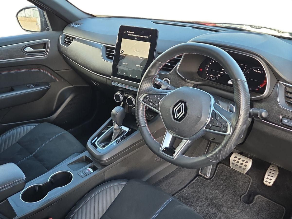 2024 Renault Arkana - image 6