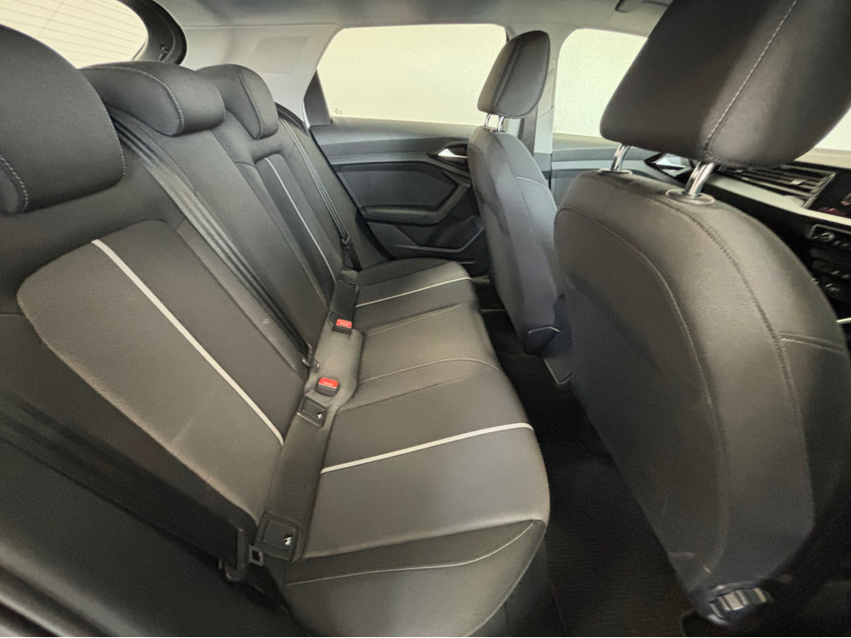 2020 Audi A1 - image 9