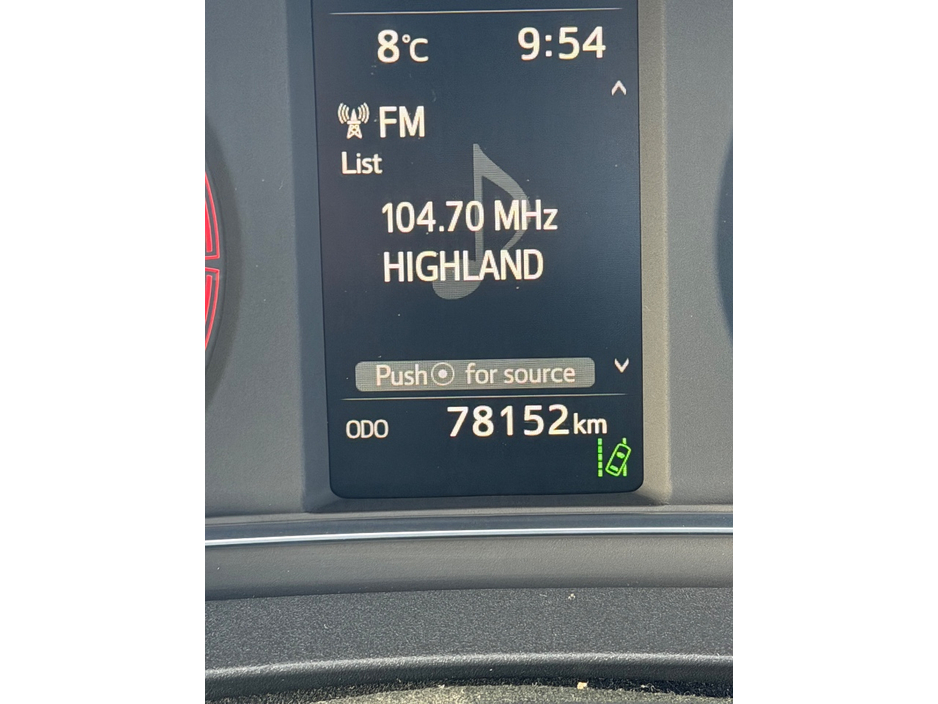 2017 Toyota Yaris - image 7