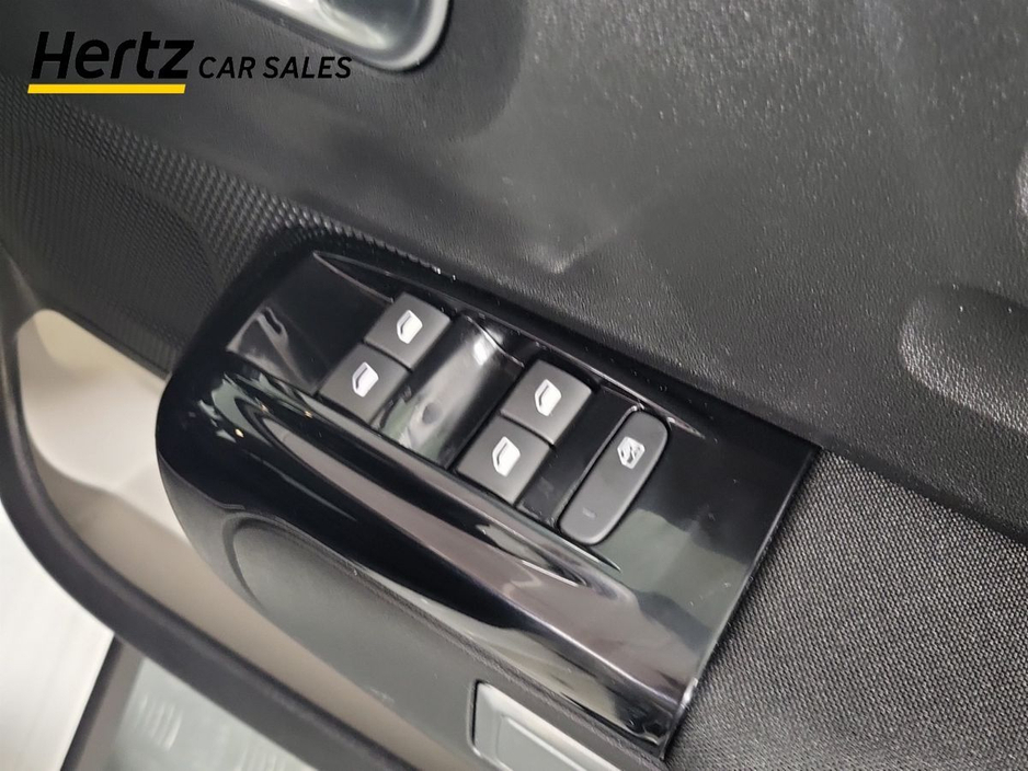 2023 Citroen C3 - image 18