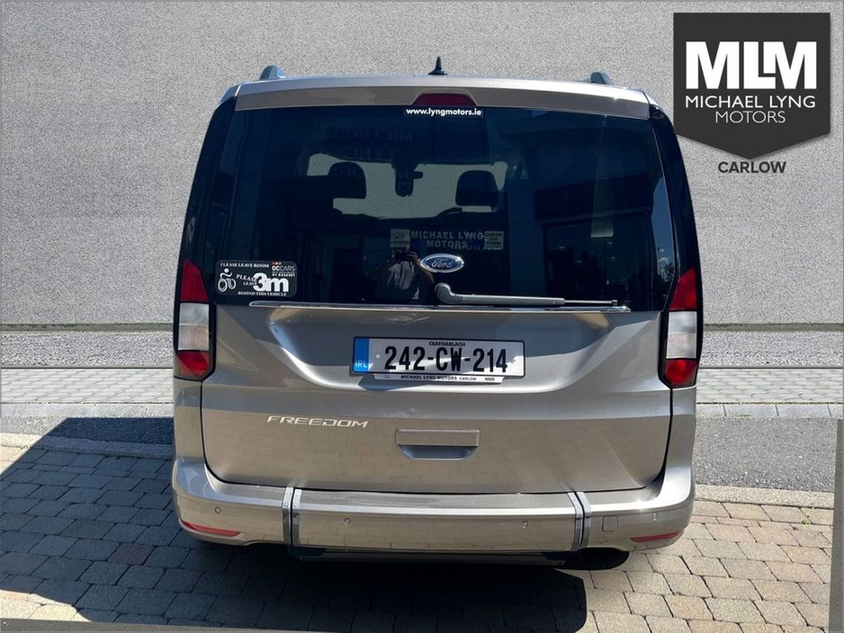 2024 Ford Transit Connect Wheelchair accessable €43,950
