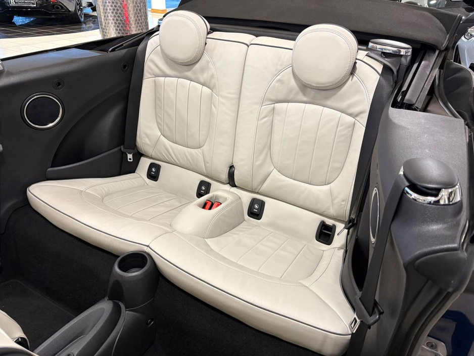 2017 MINI Convertible 1.5 COOPER AUTO=LOW MILES//HUGE SPEC=LEATHER INTERIOR//FULL SERVICE HISTORY=171 D REG=ONLY €270 ANNUAL ROAD TAX//TAILORED FINANCE PACKAGES AVAILABLE=T €17,995
