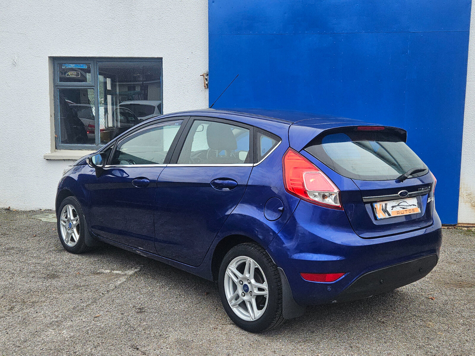 2014 Ford Fiesta - image 3