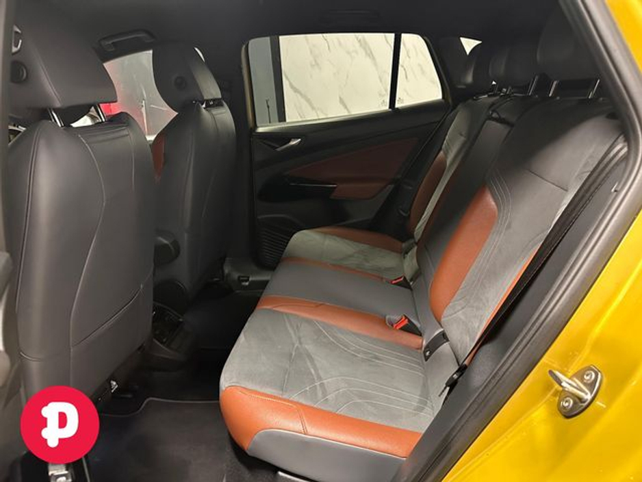 2021 Volkswagen ID.4 - image 15