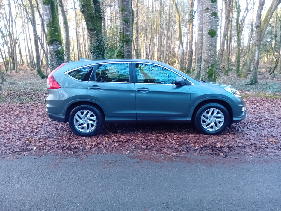 2015 Honda CR-V 1.6 i-DTEC  ES  6 SPEED  SUV @ REDDY2DRIVE LTD €9,850