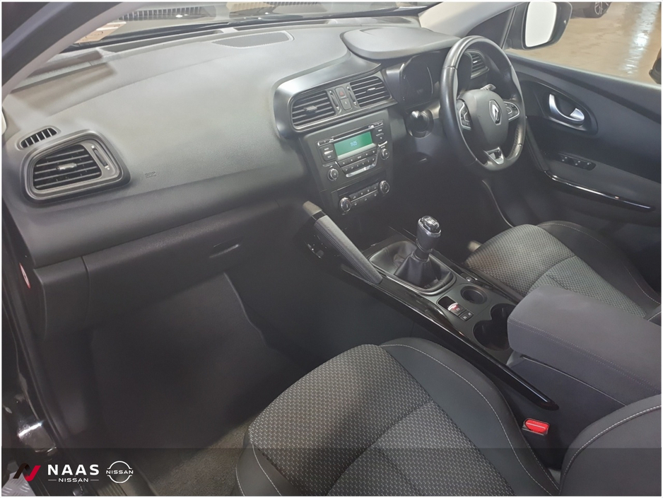 2019 Renault Kadjar - image 8