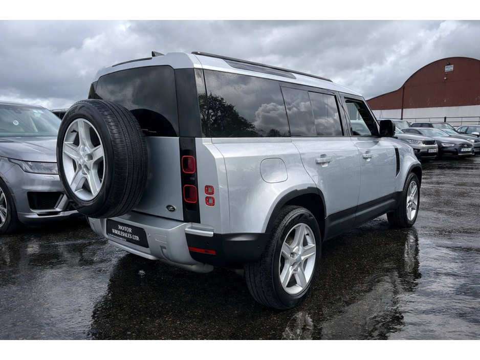 2023 Land Rover Defender - image 10