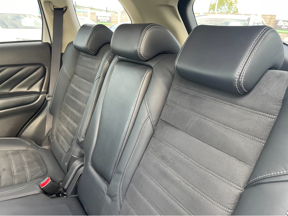 2020 Mitsubishi Outlander (Very Low Km's) HYBRID 2.4 PHEV AUTOMATIC 5DR MODEL  www.bolandscarcentre.ie €24,900