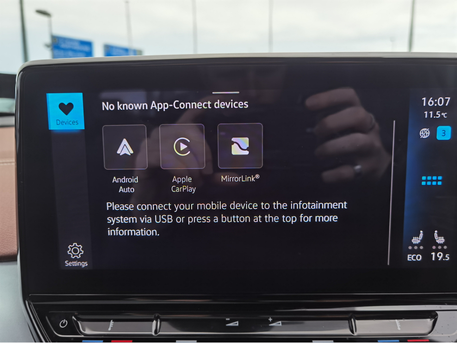 2021 Volkswagen ID.4 - image 22