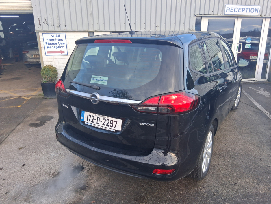 2017 Opel Zafira - image 10