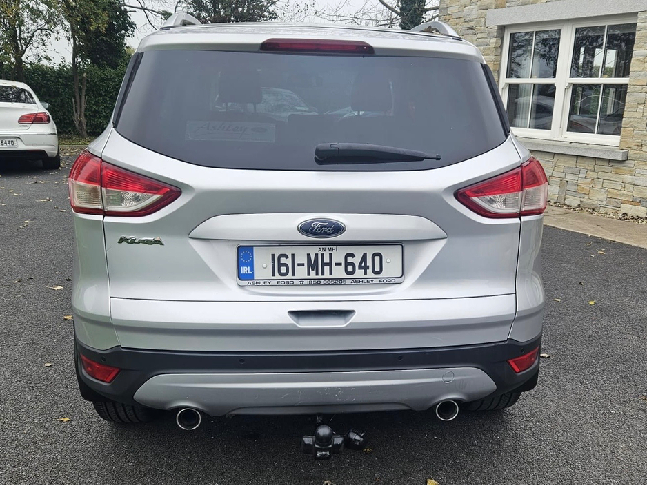 2016 Ford Kuga - image 10