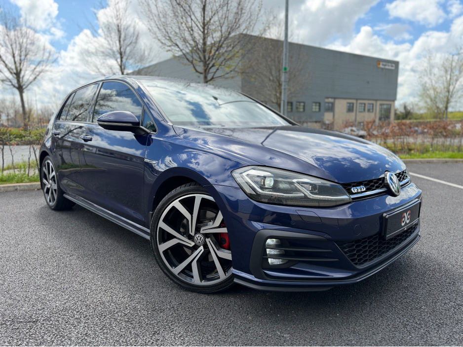 2017 Volkswagen Golf - image 7