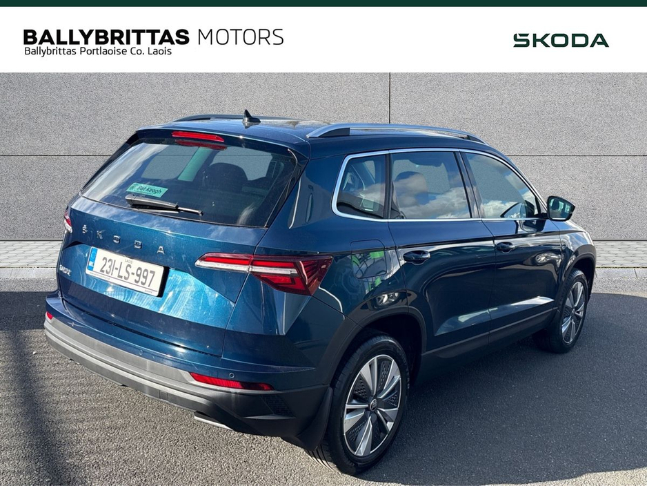 2023 Skoda Karoq - image 5